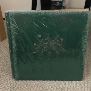 CM Holiday Evergreen  Flex hinge 12” x 12” album
